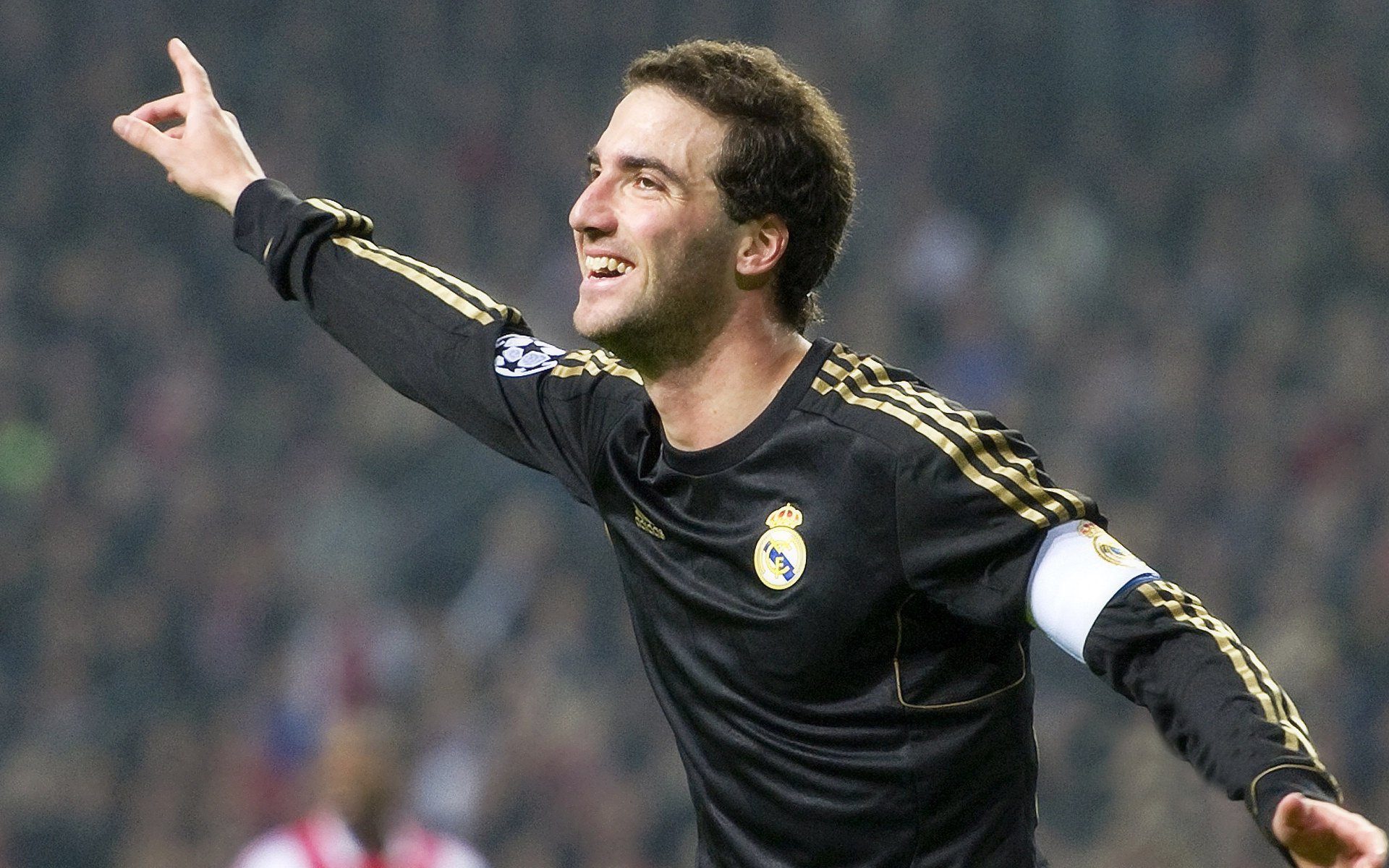 科比：五次夺冠的“冠军之路”，永远的光辉时刻！，科比夺了几次冠军